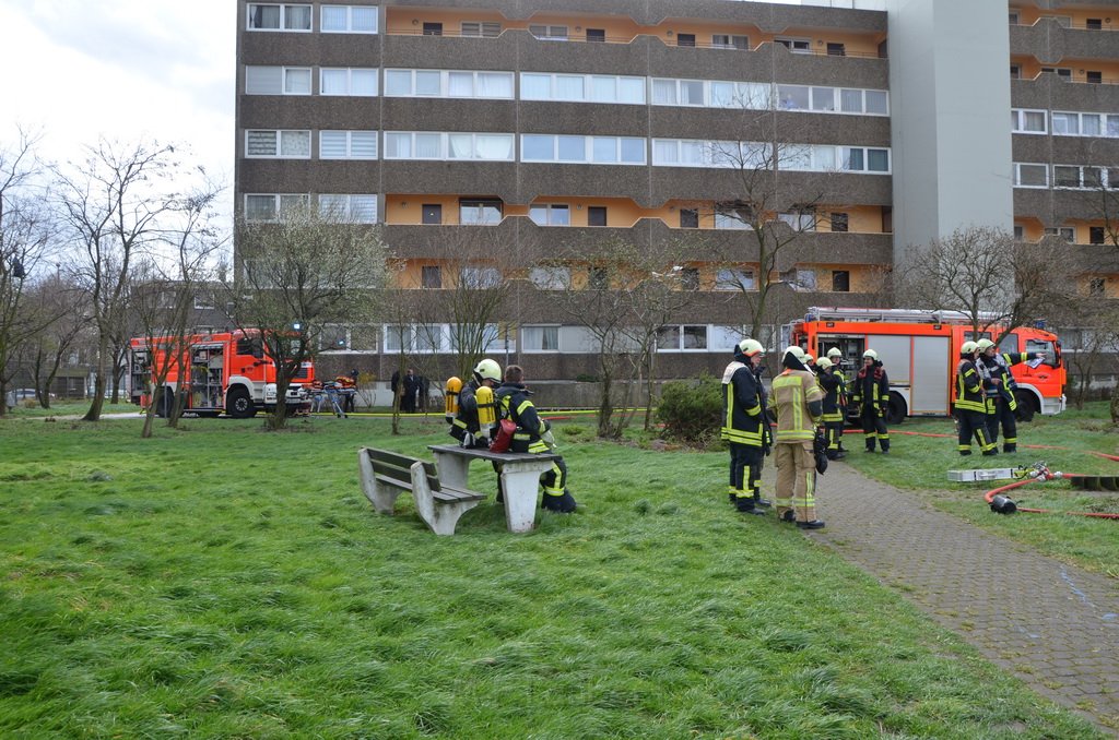 Feuer 3 Koeln Mechernich An der Fuhr P133.JPG - Miklos Laubert